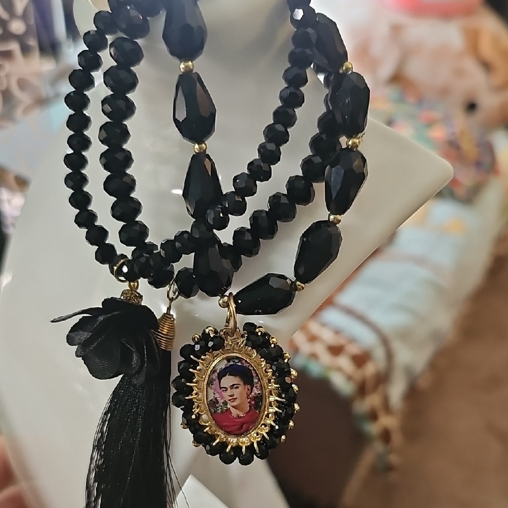 Elegant Black Beaded Bracelet with Pendant